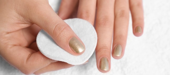 [final] Acetonfreie Nagellackentferner im Öko-Test